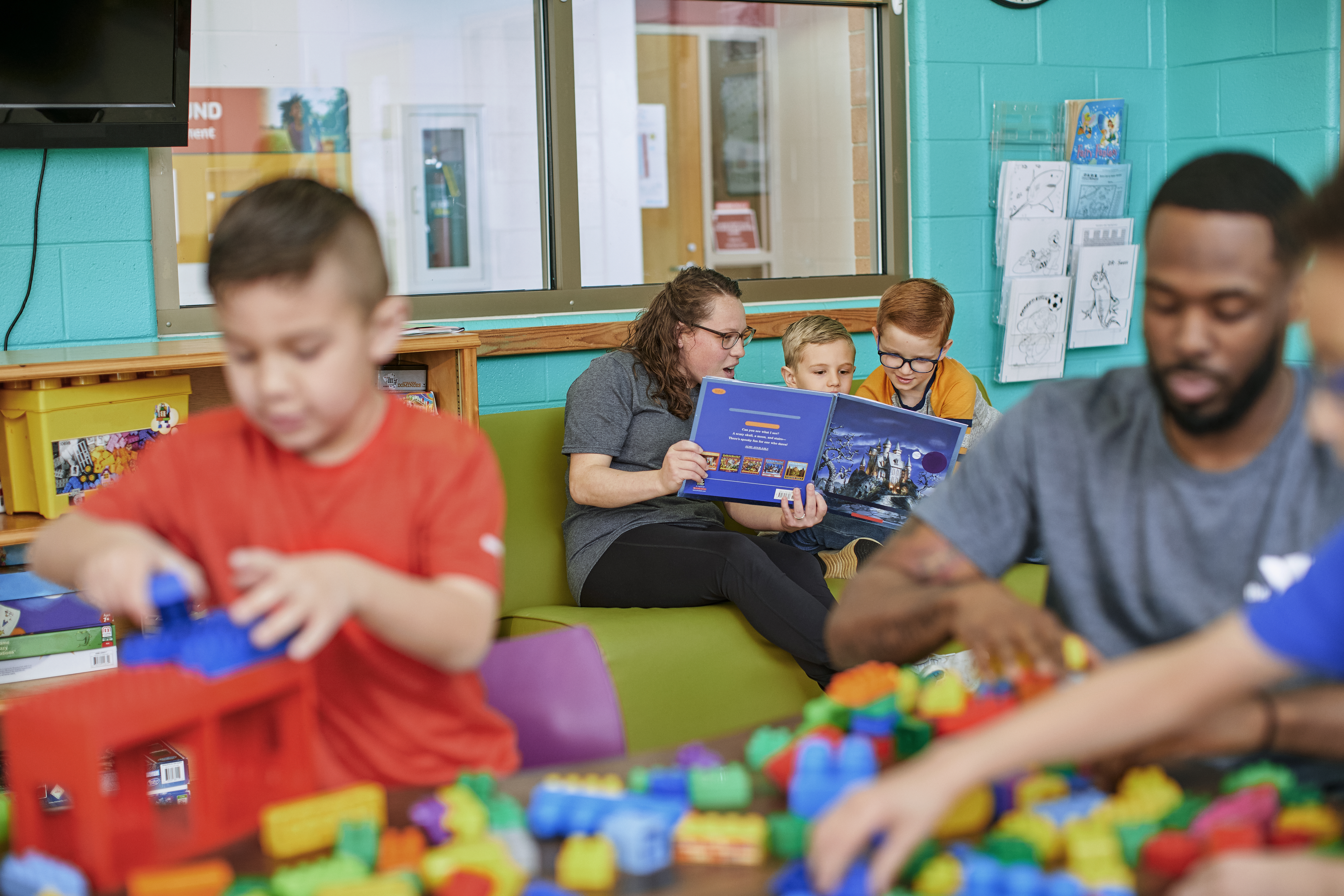 https://bfymca.org/sites/default/files/revslider/image/2022-04-21_Afterschool_0249_02.jpg